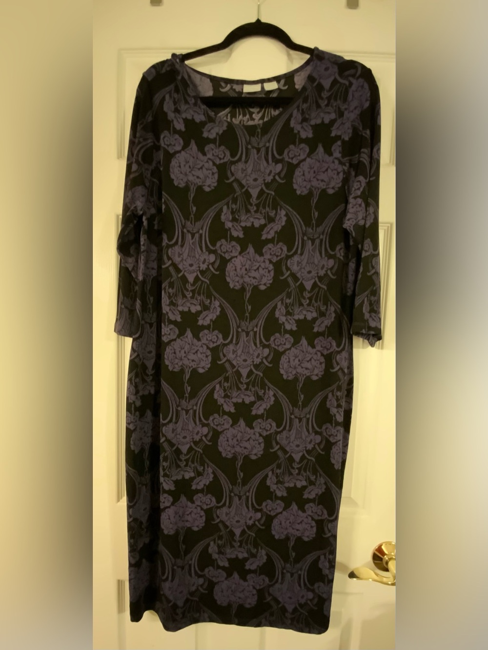 Chico's Travelers Black Purple Floral Scoop Neck 3/4 Sleeve Sheath Dress Size 3